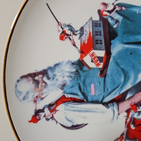 Norman Rockwell "Santa's Helpers" Decorative Plate - Picture 2 of 4